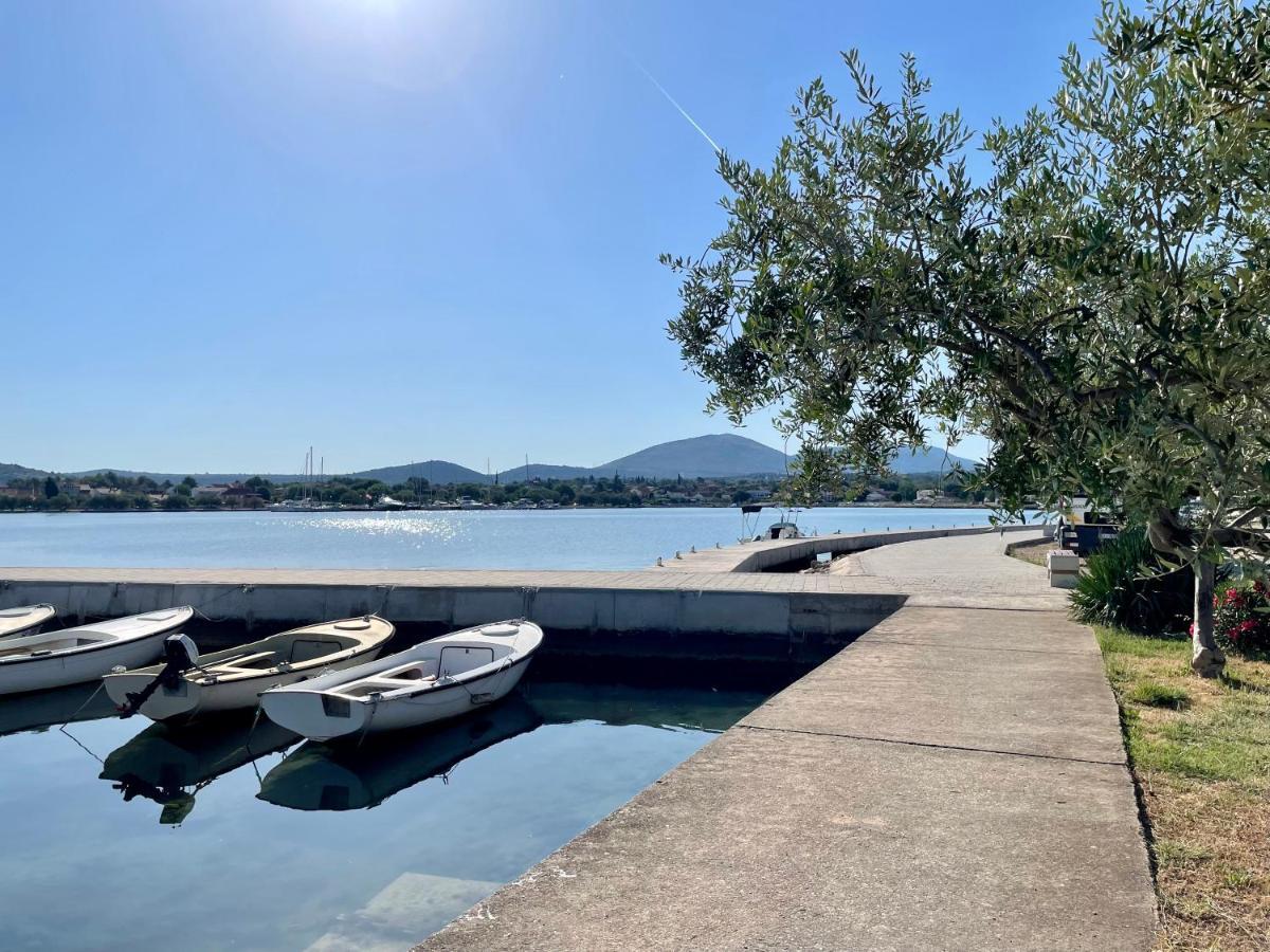 Seascape - Relaxing Beach Home, Steps From The Water! Bilice Esterno foto